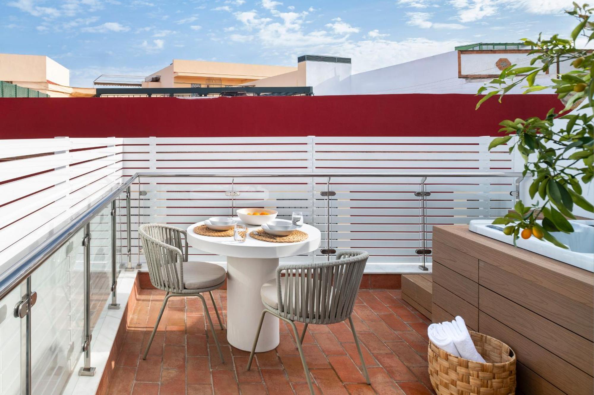 Magno Apartments Santa Clara - Private Terraces With Jacuzzi Sevilla Exterior foto